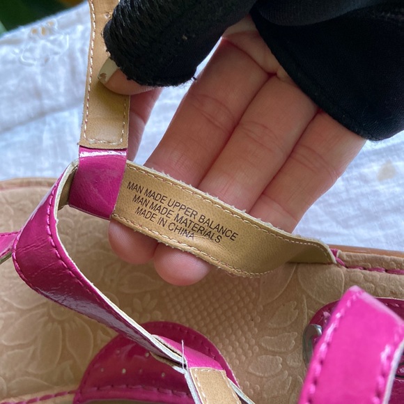 Born Concepts Pink Patent Leather Flip Flops with Ankle Strap - Picture 5 of 7
